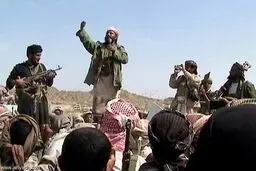 تلفات حملات تروریستی به مواضع ارتش یمن به ۲۴ کشته و زخمی افزایش یافت