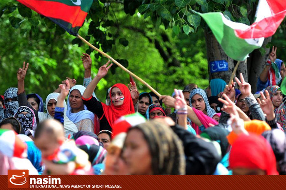 تظاهرکنندگان پاکستانی به ساختمان رادیو و تلویزیون در اسلام‌آباد حمله کردند