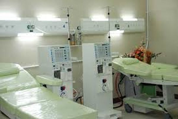 معاون وزیر راه: بیمارستان آستارا امسال تکمیل و تجهیز می‌شود