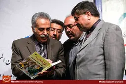 گزارش تصویری:: رونمایی از کتاب 'زینب(س)، فریاد فرمند'