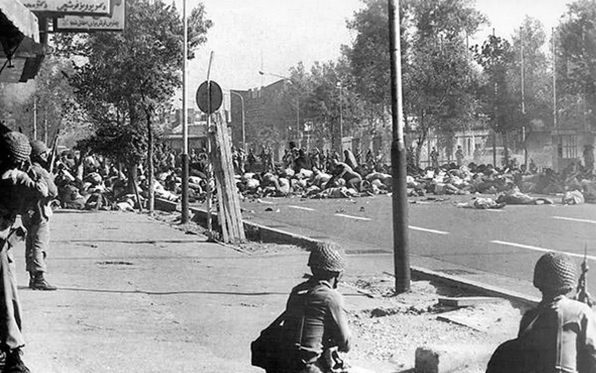 "خاطره‌های بی‌غبار" ویژه واقعه ۱۷ شهریور روی آنتن می‌رود