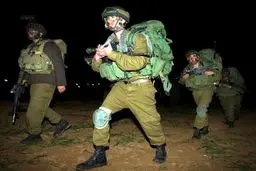 نظامیان صهیونیستی با تیراندازی به سوی ماهیگیران فلسطینی در سواحل غزه بار دیگر آتش‌بس را نقض کردند