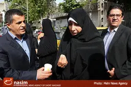 فاطمه هاشمی: با این دادگاه‌هایی که داریم باید به حال مردم گریه کرد