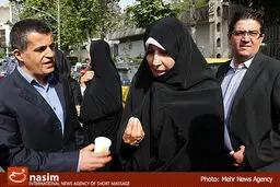 فاطمه هاشمی: با این دادگاه‌هایی که داریم باید به حال مردم گریه کرد