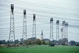 وزیر نیرو: ۷۳۵ تومان یارانه به هرکیلووات ساعت برق اختصاص یافت