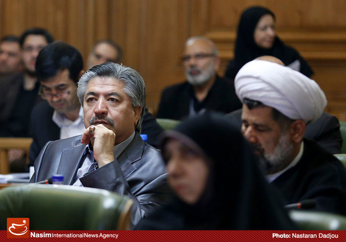 غلامرضا انصاری: شهردار تهران جواب قانونی در خصوص خیابان فرمانیه نداده است