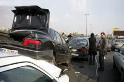 تصادف زنجیره‌ای ۱۰ خودروی سواری در فرودگاه اصفهان ۳۰ مصدوم برجای گذاشت