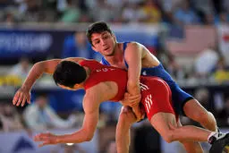 حمید سوریان به مرحله نیمه‌‌نهایی مسابقات قهرمانی جهان راه یافت