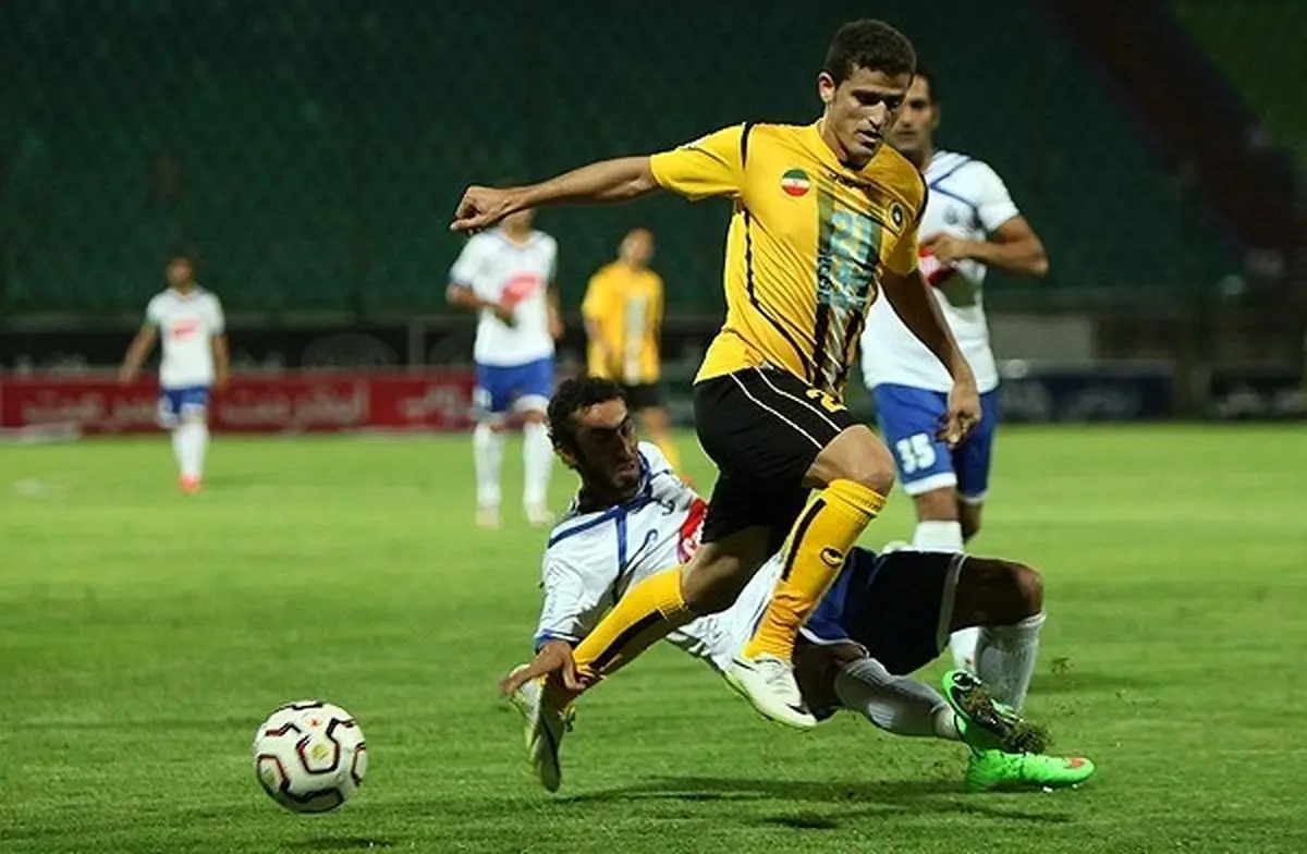 مدافع سپاهان: تغییر مربی در تیم ما زیاد تاثیری در نتایج ندارد