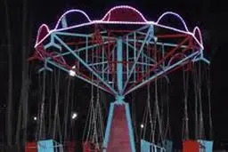 سقوط از تاب زنجیری در شهربازی رامسر هفت مصدوم برجای گذشت