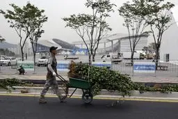 رستوران دهکده بازی‌‌های آسیایی ۲۴ ساعته شد