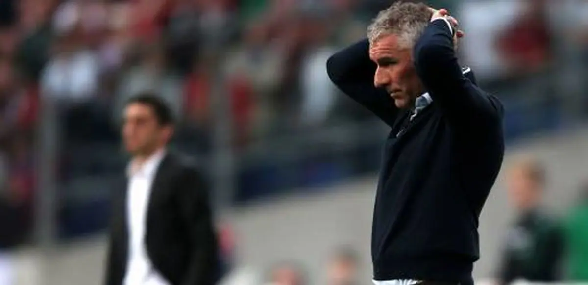 سرمربی هامبورگ به دلیل کسب نتایج ضعیف اخراج شد