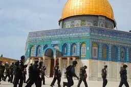۱۶ فلسطینی در یورش نظامیان صهیونیست به جنوب قدس بازداشت شدند