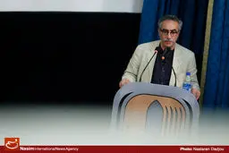 فرهاد توحیدی: 