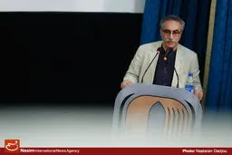 فرهاد توحیدی: 