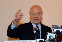 سفیر ایران در سوریه با نماینده ویژه سازمان ملل در این کشور دیدار کرد