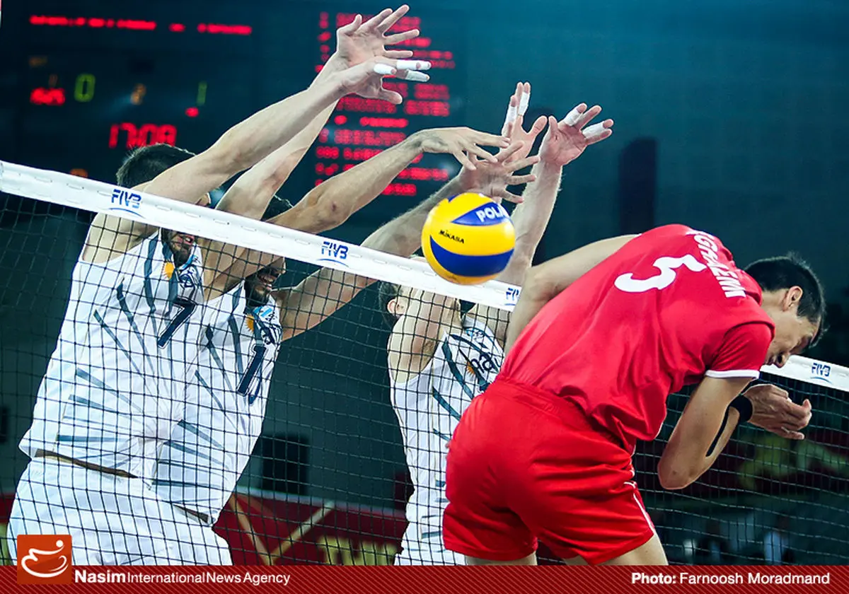 فرهاد قائمی: تدبیر کواچ در نرفتن به رختکن نتیجه داد