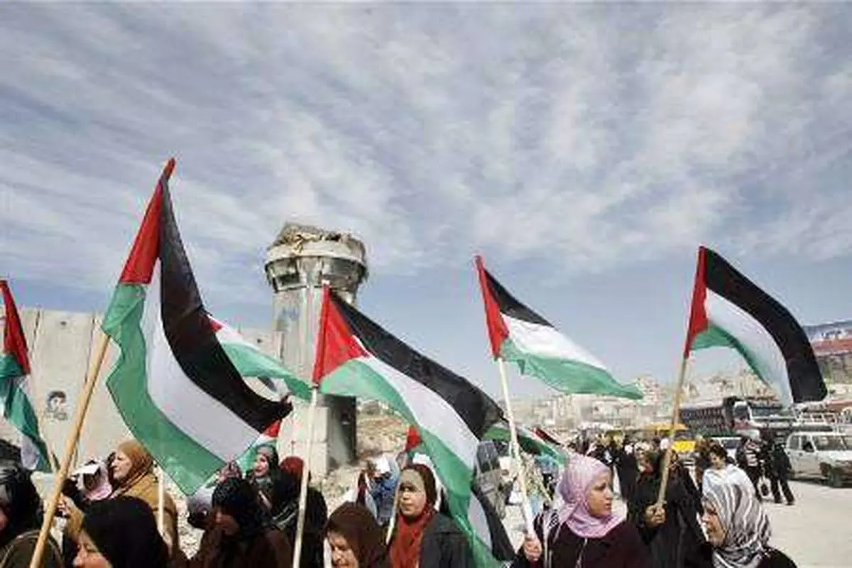 عضو دفتر سیاسی جنبش حماس: سلاح مقاومت قابل مذاکره نیست