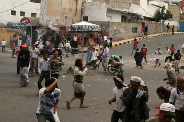 درگیری میان حوثی‌های یمن با گروه‌های سلفی تشدید شد