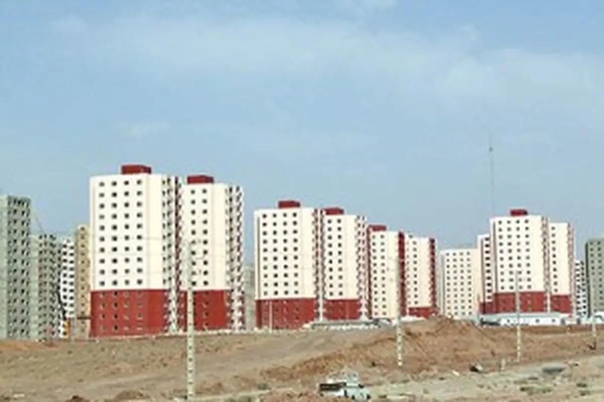 قائم‌مقام وزیر راه: باید پرونده مسکن مهر را تا پایان سال ۹۴ بست