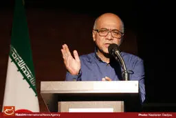 سعید تشکری: هفت سال، صرف نگارش 