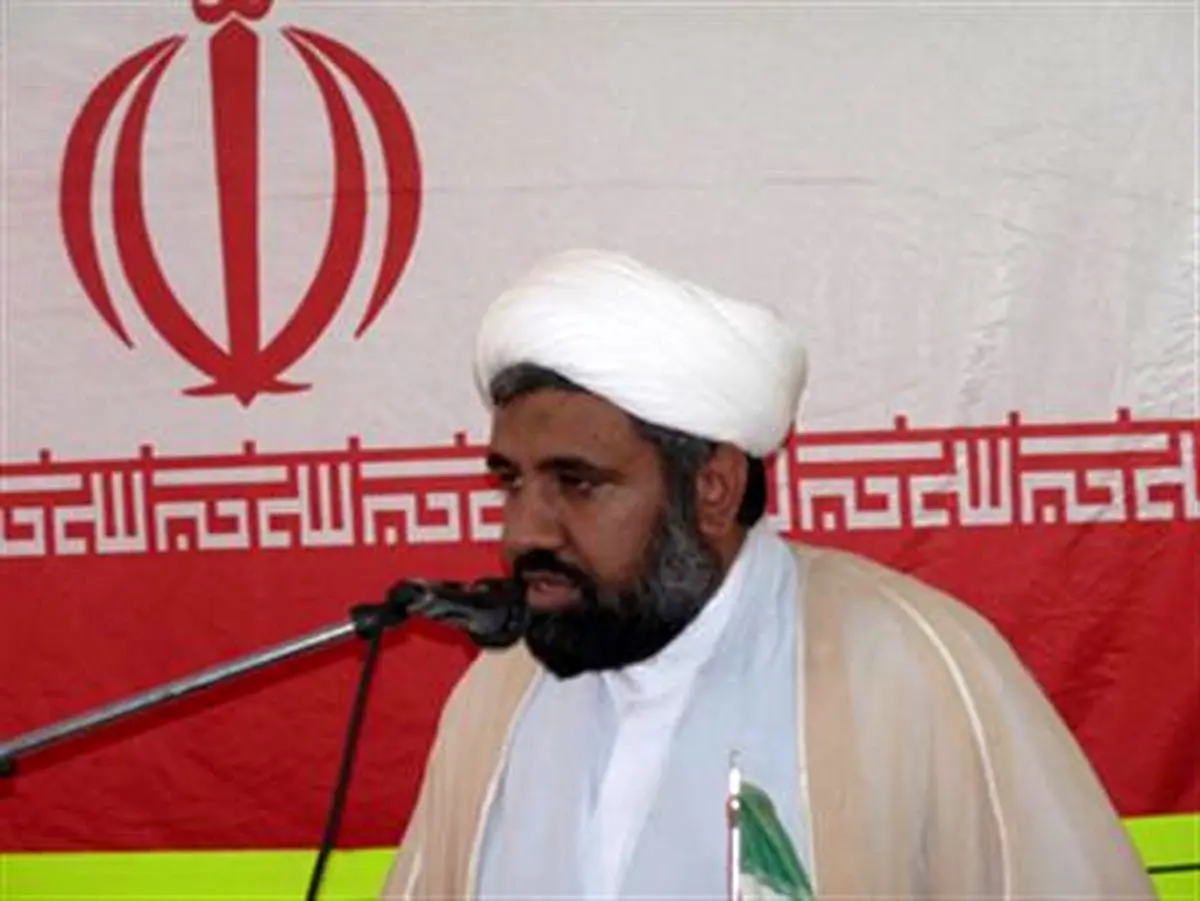 امام جمعه دلگان: هفته دفاع مقدس نشانه هویت هر ایرانی است