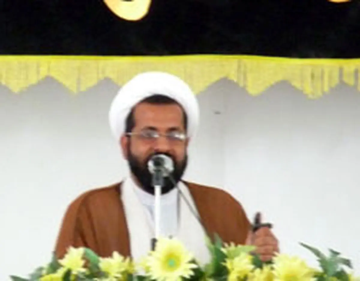 امام جمعه نیکشهر: تشکیل ائتلاف علیه داعش با محوریت آمریکا مضحک و خنده‌آور است