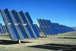 وزیر نیرو: نیمی از هزینه نصب پنل‌های خورشیدی پرداخت می‌شود