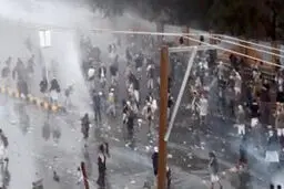 دانشگاه صنعا در پی تشدید اعتراضات مردمی تعطیل شد