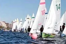 احمد احمدی در رقابت‌های قایقرانی بادبانی، نهم شد