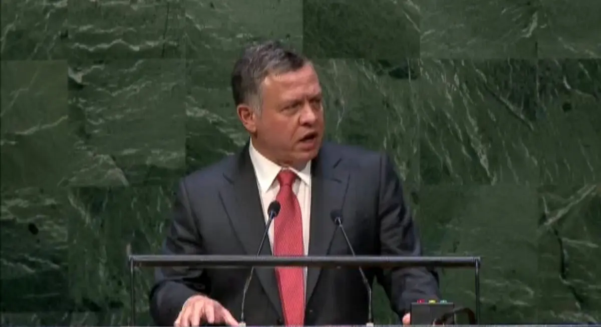 پادشاه اردن: مخالفان میانه‌رو و رژیم سوریه باید بر سر میز مذاکره بنشینند