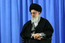 رهبر معظم انقلاب: دفاع مقدس نمایش مجموعه‌ای از عظمت‌ها و جلوه‌های جلال و جمال ملت است