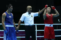 احسان روزبهانی به مرحله یک‌چهارم نهایی بوکس راه یافت