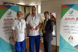 عکس خبری: پاداش بهداد سلیمی به وی اهدا شد