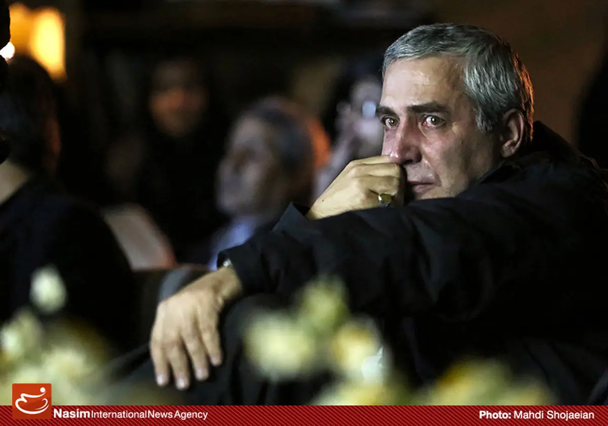 "پلاک" با حاتمی‌کیا به شبکه نمایش آمد