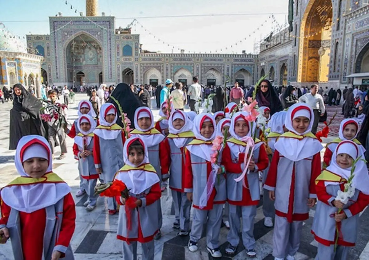 "۱۱۴ هزار کلاس اولی امروز در خراسان رضوی به مدرسه رفتند"
