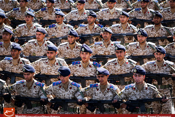 گزارش تصویری ۲:: رژه نیروهای مسلح در تهران