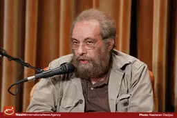 فراستی: آوینی اگر زنده بود از مزخرفی که به اسکار رفته، دفاع نمی‌کرد