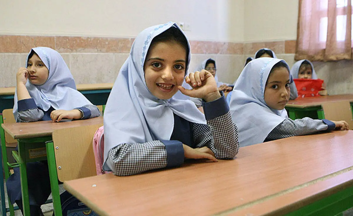"یک میلیون و ۱۲۰ هزار دانش‌آموز خراسان رضوی با زنگ مهر به مدرسه رفتند"