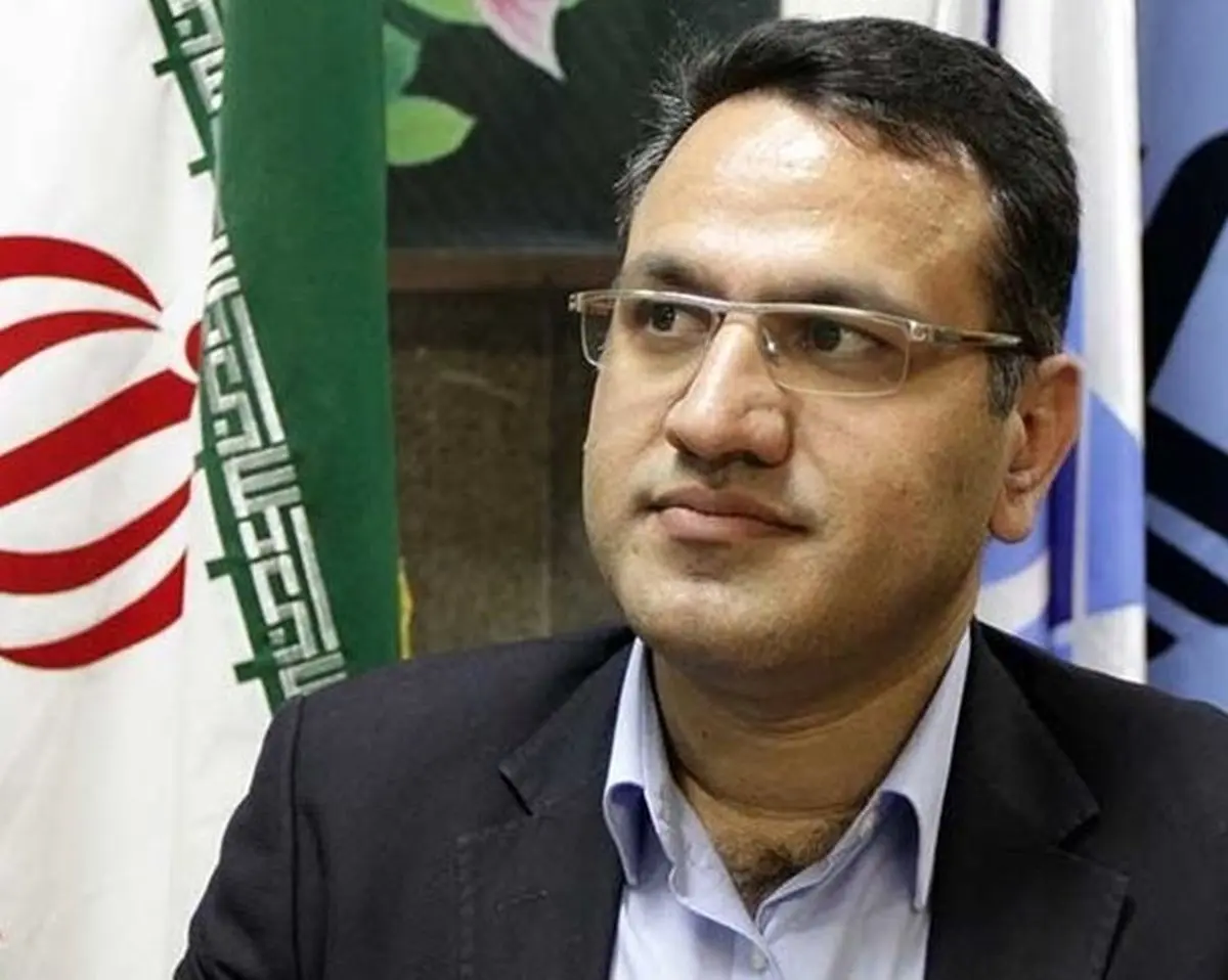 دانشگاه آزاد سالانه ۱۰۰ میلیارد تومان ضرر می‌دهد