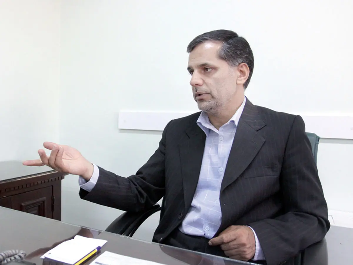 نقوی‌حسینی: بازگشایی سفارت انگلیس در تهران باید ملغی اعلام شود