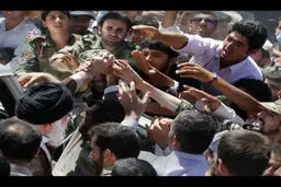 فیلم:: یکی در میان همه