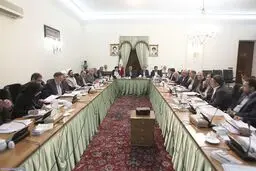 نخستین جلسه شورایعالی اجرای سیاست‌های کلی اصل۴۴ در دولت یازدهم تشکیل شد