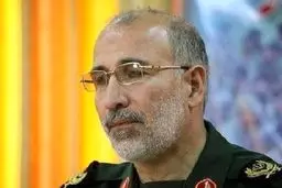 سردار عظیمی: آمریکا و متحدانش مواضع داعش را پس از تخلیه، بمباران می‌کنند