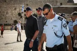 فرمانده پلیس بیت‌المقدس استعفا کرد