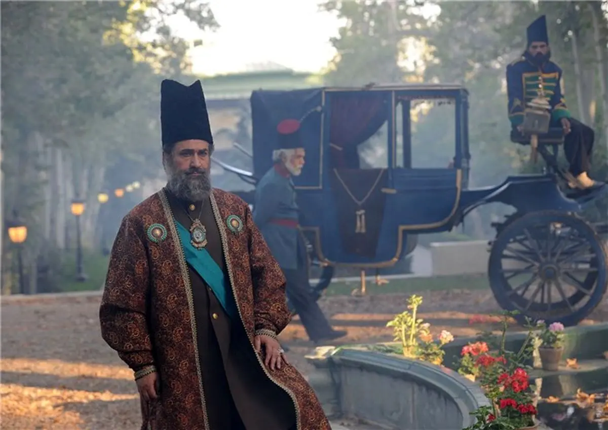 سریال "سال‌های مشروطه" را به شکل رادیویی بشنوید