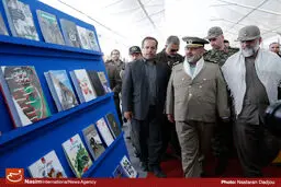 اعضای شورای راهبردی ترویج فرهنگ مقاومت از نمایشگاه کتاب دفاع مقدس بازدید کردند