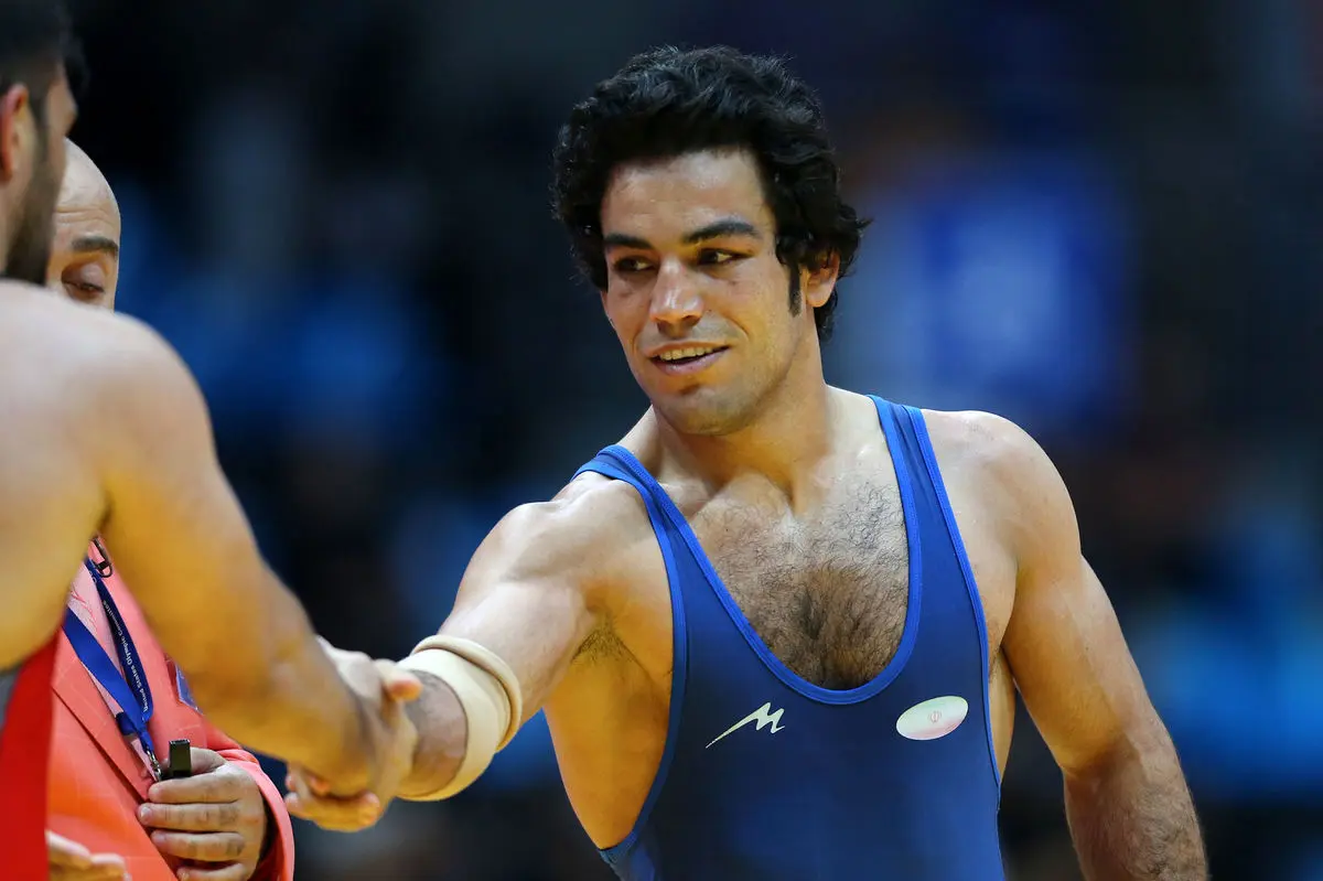 حبیب‌‌الله اخلاقی بازی اول خود را دو دقیقه‌ای برد