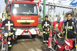 مهندسان ناظر نظام مهندسی توسط آتش‌نشانی آموزش می‌بینند