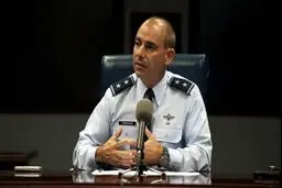 یک مقام نیروی هوایی ‌آمریکا:‌ حمله هوایی قادر به انهدام داعش نیست